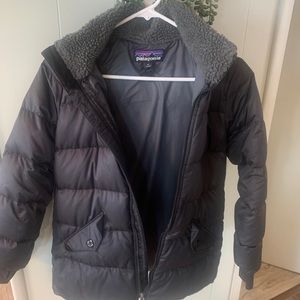 Patagonia girls size M 10-12 puffer winter coat